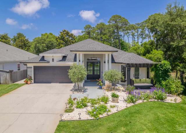 Property at 5264 Soundside Dr, Gulf Breeze, FL 32563, 4 beds, 3 baths
