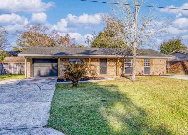 Property at 755 N 80th Ave, Pensacola, FL 32506, 3 beds, 2 baths