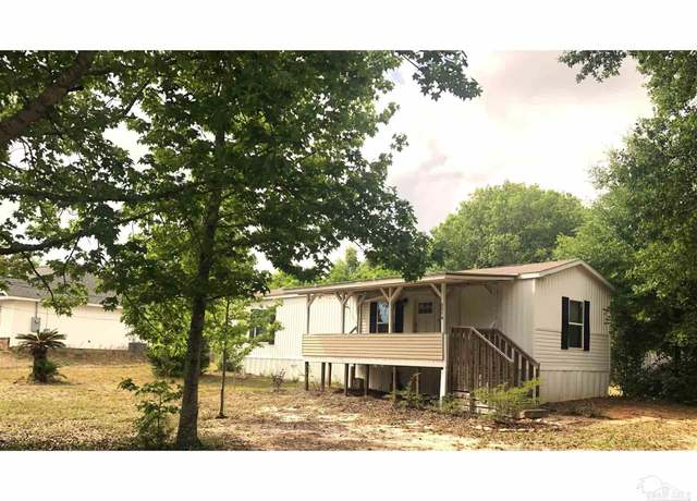 Property at 5514 Maverick Ln, Gulf Breeze, FL 32563, 2 beds, 2 baths