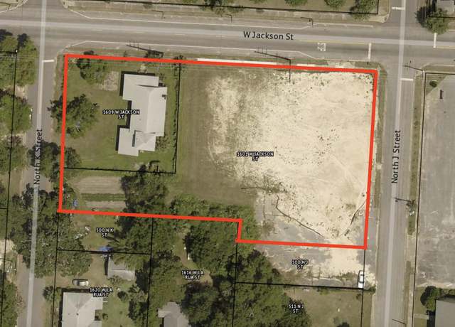 Property at 1601 W Jackson St, Pensacola, FL 32501