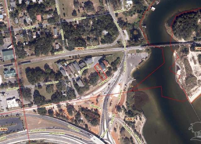Property at 1621 E Heinberg St, Pensacola, FL 32502