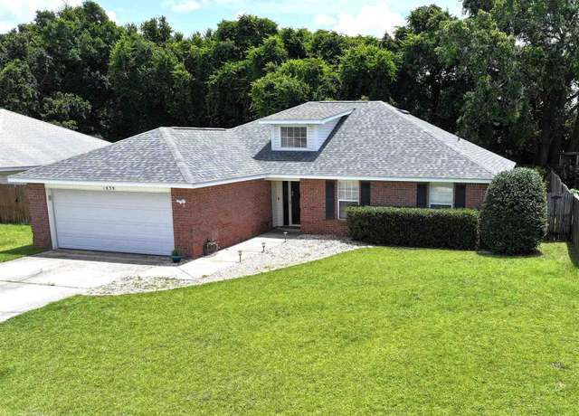 Property at 1039 Brownfield Rd, Pensacola, FL 32526, 3 beds, 2 baths