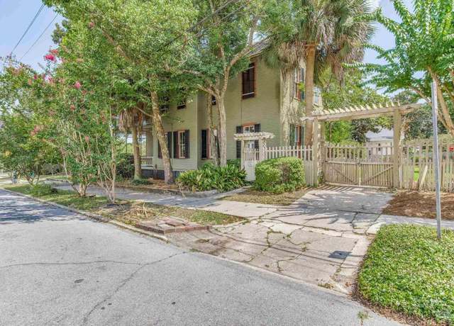 Property at 1017 N Palafox, Pensacola, FL 32501, 4 beds, 3 baths