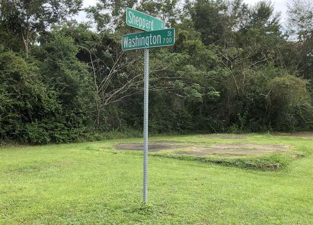 Property at 709 Sheppard St, Cantonment, FL 32533