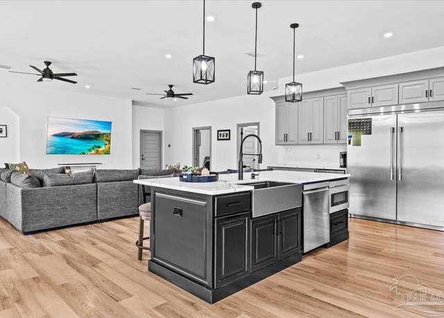Property at 8200 Teton Crest Dr, Pace, FL 32571, 3 beds, 3 baths