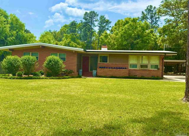Property at 3001 Swan Ln, Pensacola, FL 32504, 4 beds, 2.5 baths