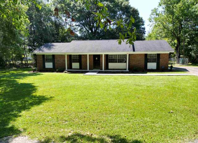 Property at 115 Davison Ln, Atmore, AL 36502, 4 beds, 2.5 baths