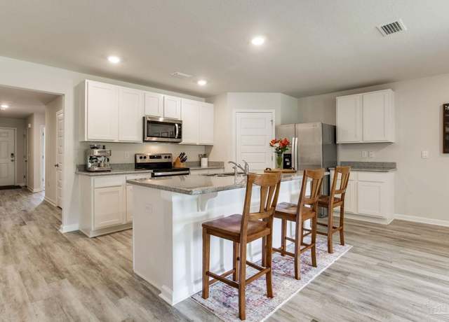 Property at 3488 Fallschase Blvd, Pensacola, FL 32526, 4 beds, 2 baths