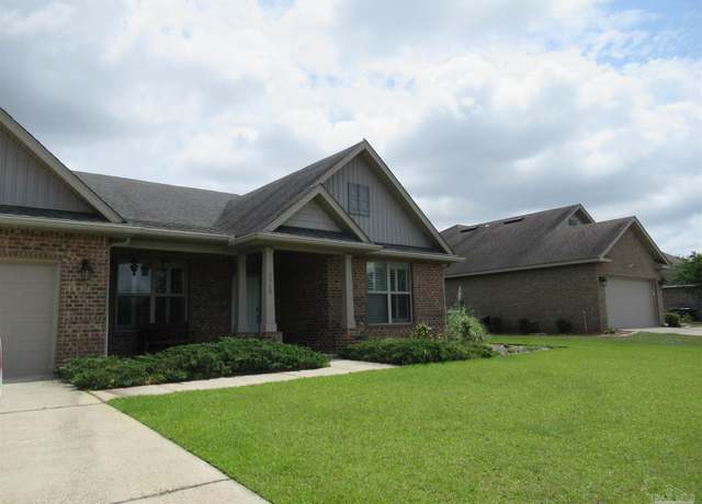 Property at 5968 Alder Ave, Pensacola, FL 32526, 4 beds, 3 baths