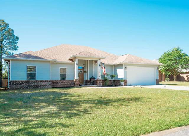 Property at 6913 Sea Crab Cir, Navarre, FL 32566, 5 beds, 3 baths