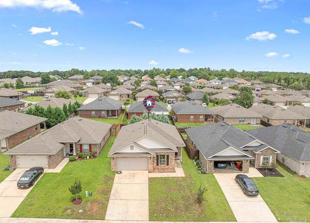 Property at 5608 Blue Sky Ct, Milton, FL 32583, 3 beds, 2 baths