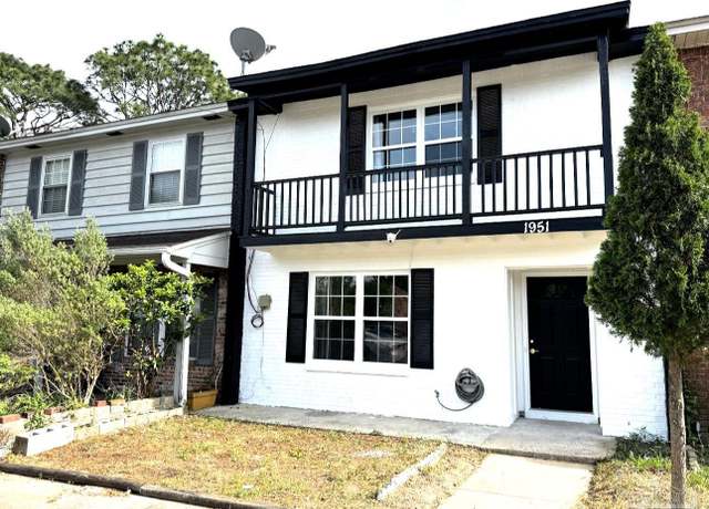 Property at 1951 Creighton Rd, Pensacola, FL 32504, 3 beds, 1.5 baths