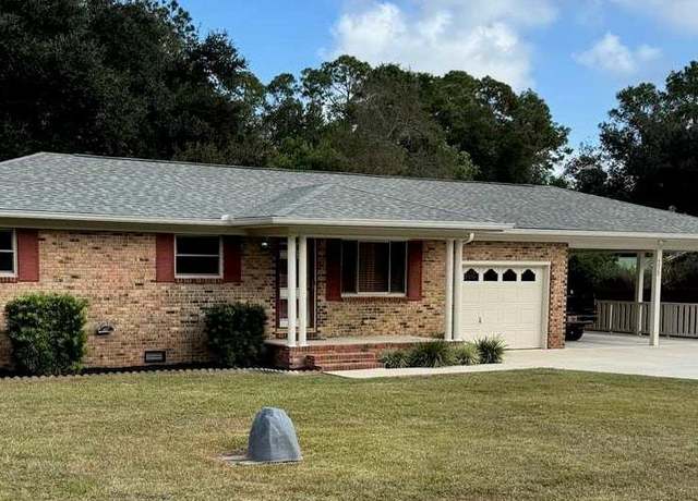 Property at 7920 Reeders Ln, Pensacola, FL 32526, 3 beds, 1 bath