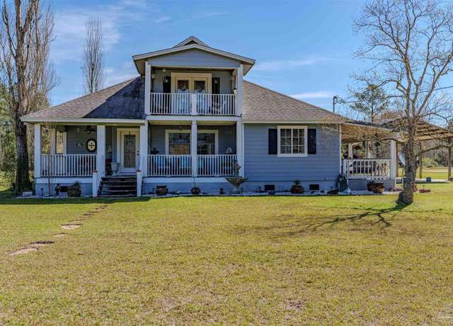 Property at 4214 Coachman Rd, Milton, FL 32583, 3 beds, 2.5 baths