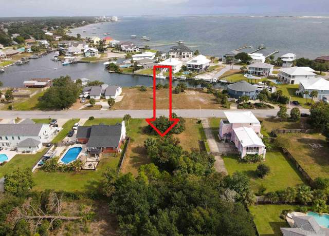 Property at 5525 Grande Lagoon Blvd, Pensacola, FL 32507