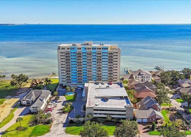 Property at 825 Bayshore Dr #203, Pensacola, FL 32507, 1 bed, 1 bath