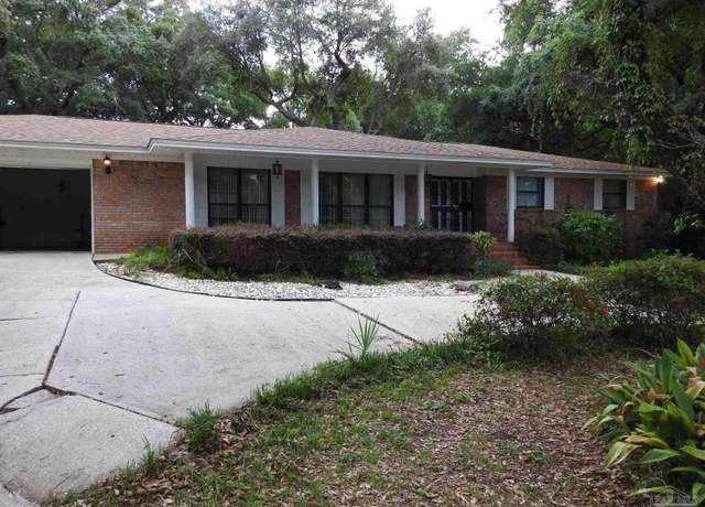 Property at 6571 Scenic Hwy, Pensacola, FL 32504, 4 beds, 3 baths