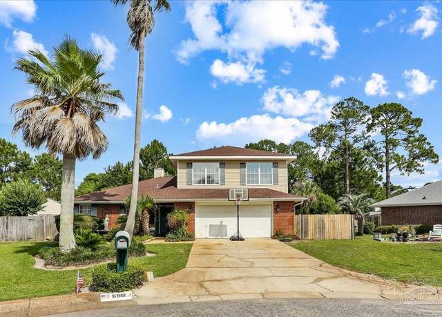 Property at 6961 Elliots Gin Ln, Navarre, FL 32566, 4 beds, 2.5 baths