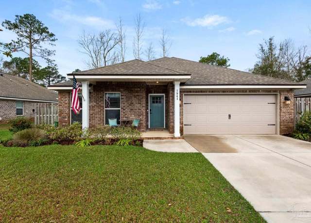 Property at 7941 Huntington Creek Ln, Pensacola, FL 32526, 3 beds, 2 baths