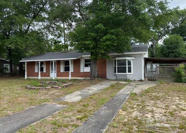 Property at 6426 Walnut St, Milton, FL 32570, 2 beds, 1 bath