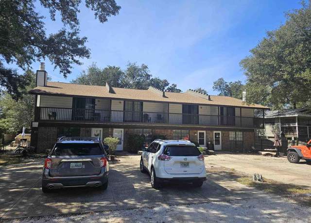 Property at 5791 Coronada Blvd #2, Pensacola, FL 32507, 2 beds, 1.5 baths