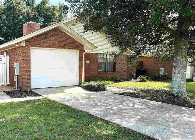 Property at 3251 Wythe Cir, Pensacola, FL 32504, 3 beds, 2 baths