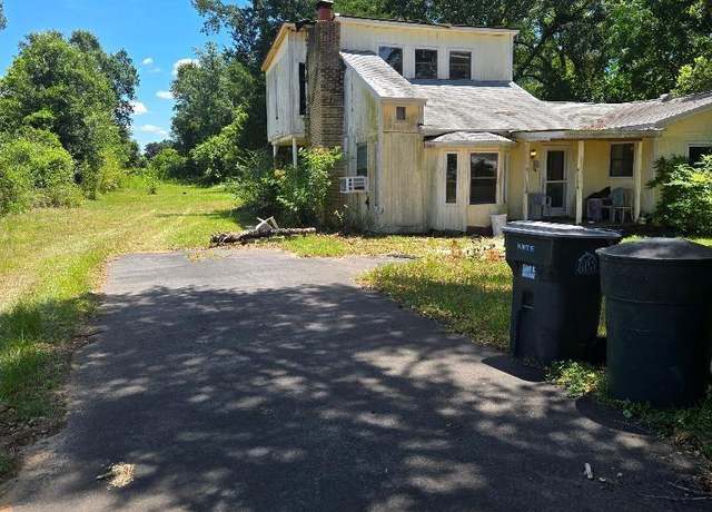 Property at 9700 Chandler St, Pensacola, FL 32534, 3 beds, 2 baths