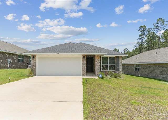 Property at 5018 Quarter Deck St, Pensacola, FL 32526, 3 beds, 2 baths