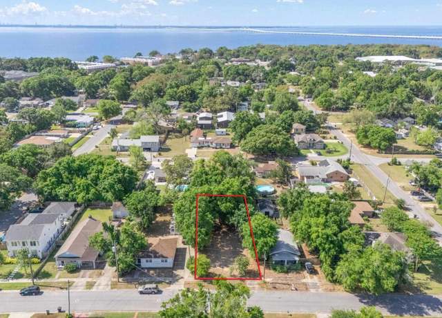 Property at 3109 E Lee St, Pensacola, FL 32503