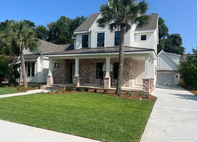 Property at 1611 E Gadsden St, Pensacola, FL 32501, 4 beds, 3.5 baths