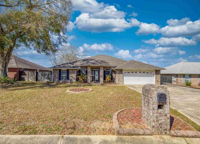 Property at 10926 Trellis Ln, Pensacola, FL 32526, 4 beds, 3 baths
