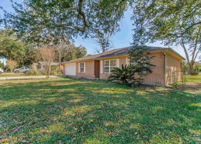 Property at 311 Vera St, Pensacola, FL 32514, 3 beds, 2 baths