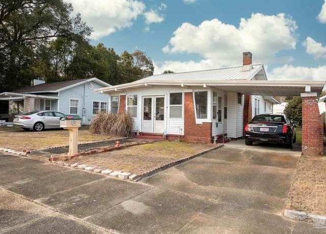 Property at 1620 E Lloyd St, Pensacola, FL 32503, 2 beds, 2 baths