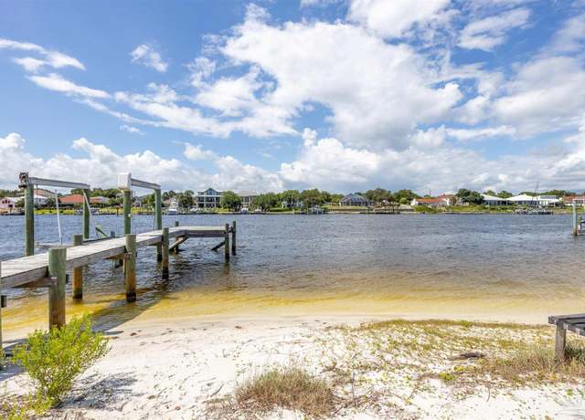 Property at 14076 Waterview Dr, Pensacola, FL 32507