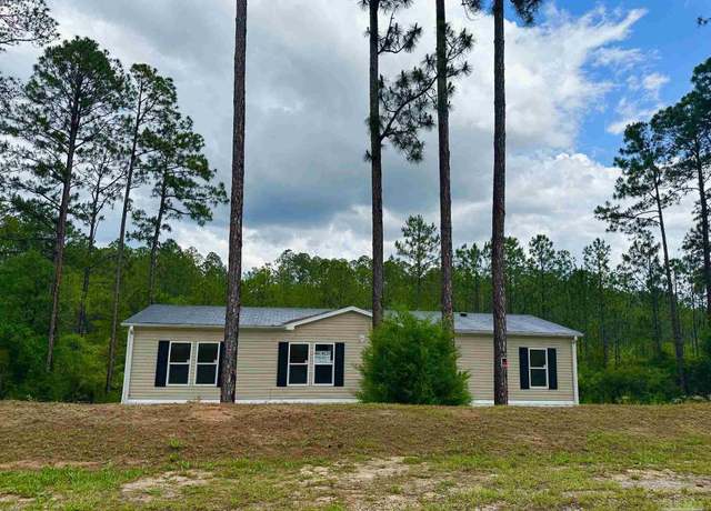Property at 5150 Eagle Way, Crestview, FL 32539, 4 beds, 2 baths