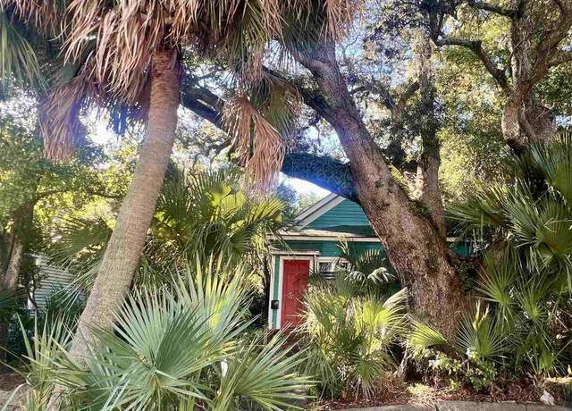 Property at 217 N Barcelona St, Pensacola, FL 32502, 2 beds, 1 bath