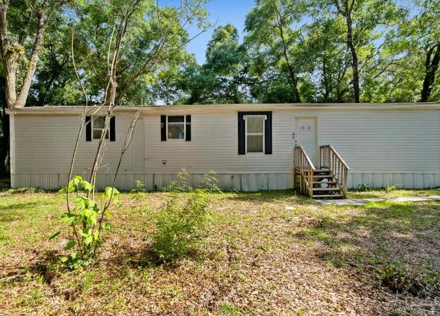 Property at 4404 Conifers St, Milton, FL 32583, 3 beds, 1 bath