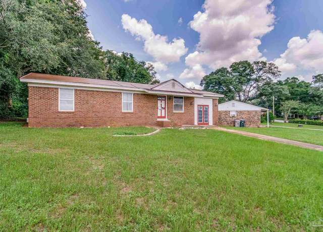 Property at 6910 Oakcliff Rd, Pensacola, FL 32526, 3 beds, 1.5 baths