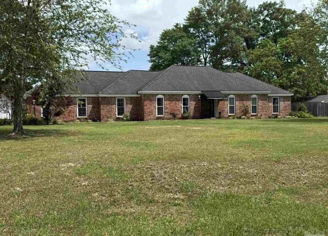 Property at 102 Magnolia St, Atmore, AL 36502, 3 beds, 2 baths