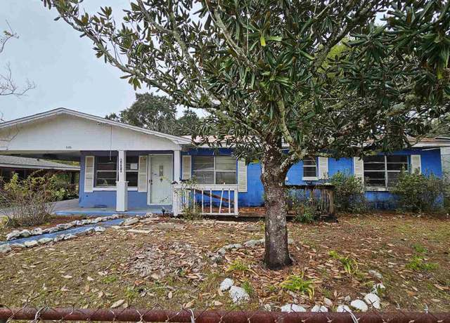 Property at 6620 Hampton Rd, Pensacola, FL 32505, 4 beds, 1.5 baths