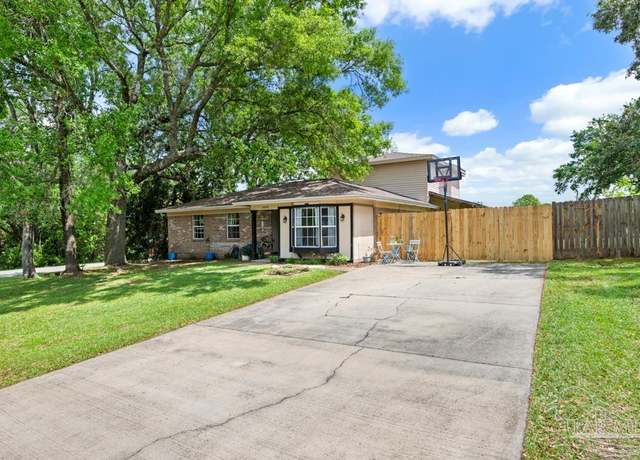 Property at 10370 Bowman Ave, Pensacola, FL 32534, 4 beds, 3 baths
