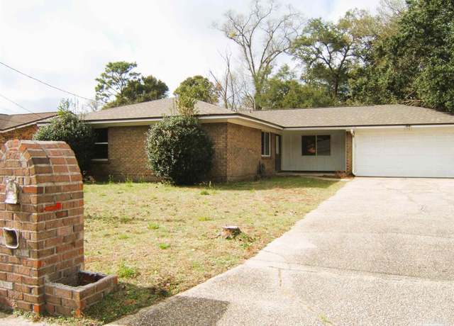 Property at 5705 Talquin Ave, Pensacola, FL 32526, 3 beds, 2 baths