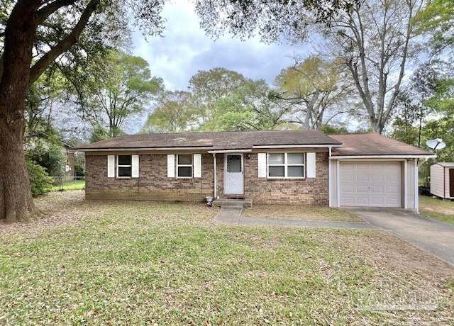 Property at 143 Santa Rosa Rd, Cantonment, FL 32533, 3 beds, 1.5 baths