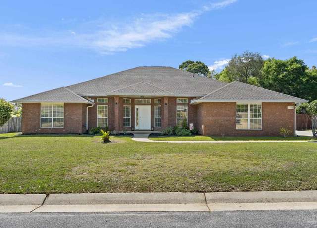 Property at 5352 Mountain Laurel Ln, Milton, FL 32570, 4 beds, 3 baths