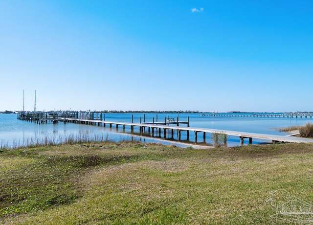 Property at 1699 Us Hwy 98 #504, Mary Esther, FL 32569, 2 beds, 1.5 baths