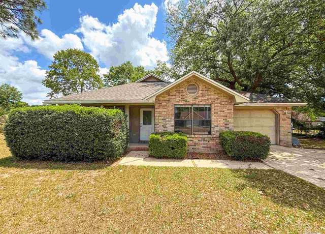 Property at 6569 Imperial Dr, Milton, FL 32570, 3 beds, 2 baths