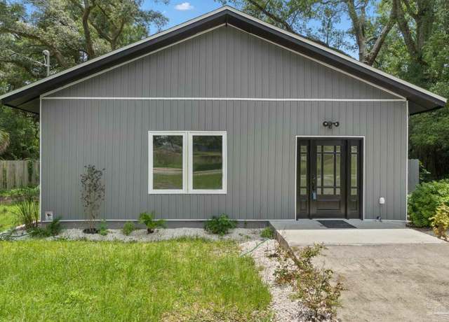 Property at 1305 W Scott St, Pensacola, FL 32501, 3 beds, 2 baths