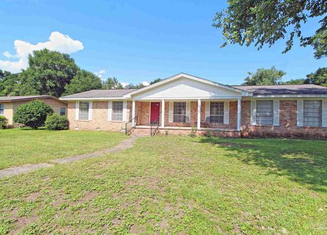 Property at 900 N 74th Ave, Pensacola, FL 32506, 3 beds, 2 baths