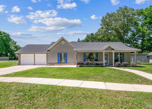 Property at 9657 Hummingbird Blvd, Pensacola, FL 32514, 3 beds, 2 baths