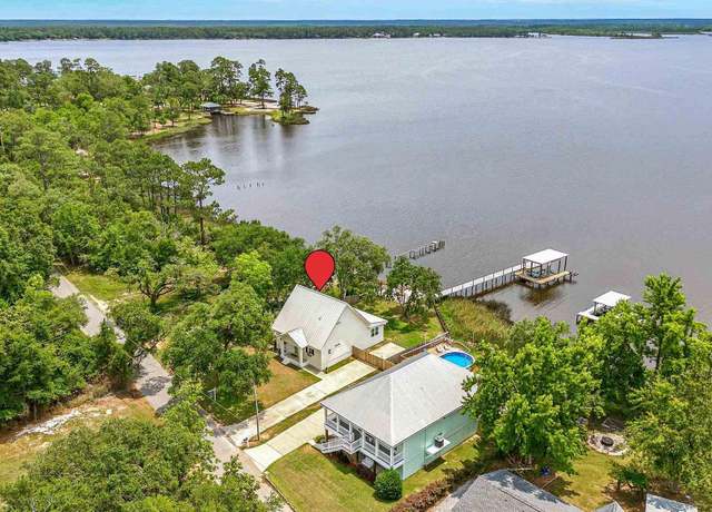 Property at 7693 Petersen Pt Rd, Milton, FL 32583, 3 beds, 2.5 baths